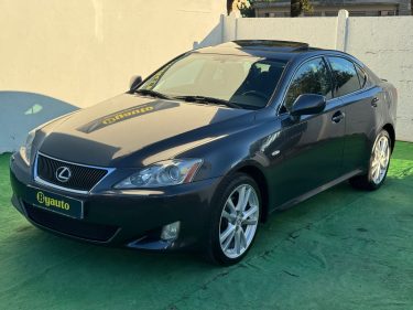 LEXUS IS220 IS 220D PACK SPORT 177CV/CAMERA/GPS/SIEGES CHAUFFANTS GARANTIE 6 MOIS 