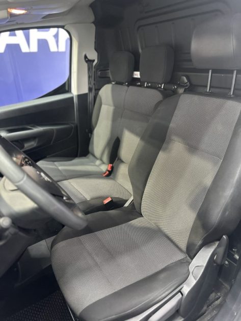 OPEL COMBO E 102CH BlueHDi - Camera/Radars av-ar/Revision complete