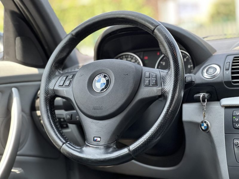 BMW SERIE 1 120i 170 CV PACK M / Paiement 4X ou 10X Possible
