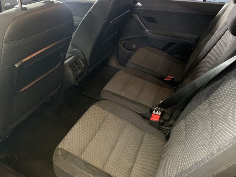 VOLKSWAGEN TOURAN 1.6 TDI 110CV 7 PLACES CONFORT LINE - DISTRIBUTION OK ET ENTRETIEN A JOUR  