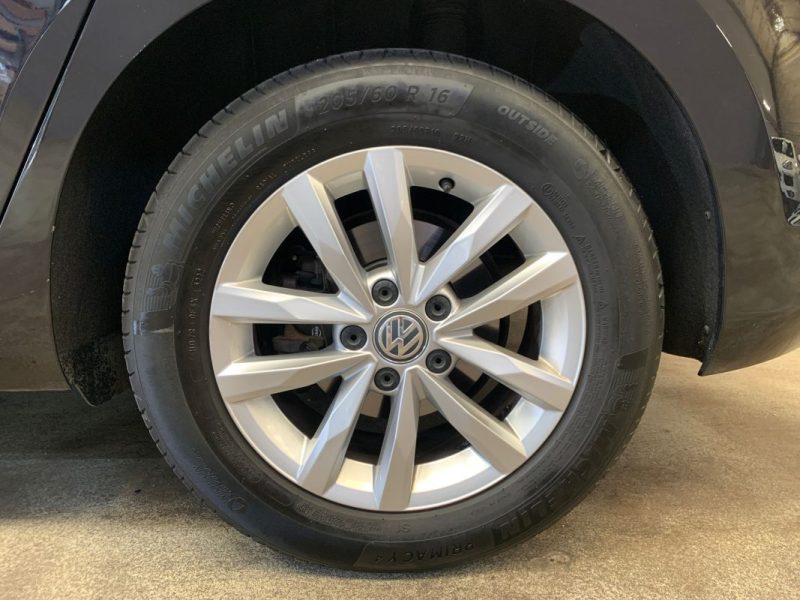 VOLKSWAGEN TOURAN 1.6 TDI 110CV 7 PLACES CONFORT LINE - DISTRIBUTION OK ET ENTRETIEN A JOUR  