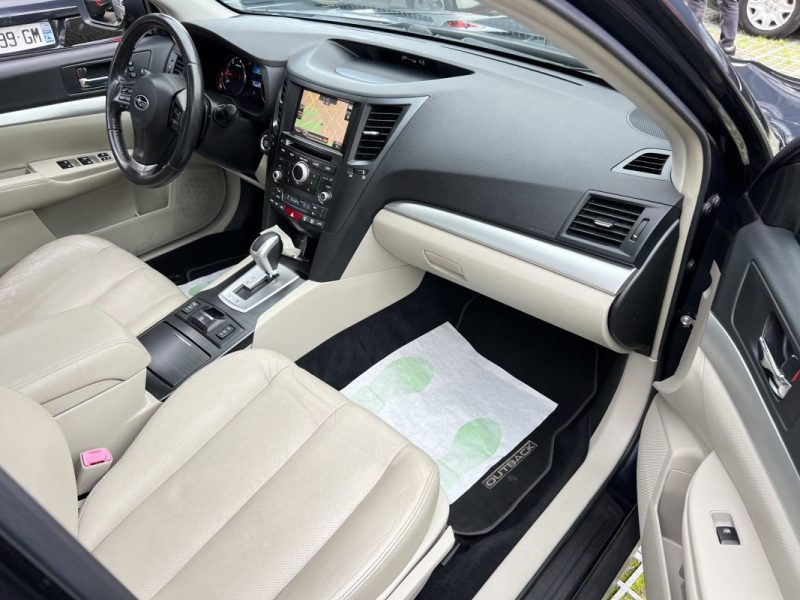 SUBARU OUTBACK 2.0 D 150 4WD 1ERE MAIN BOITE AUTO CUIR ToitOuvrant GPS CAMERA CritAir2 - Garantie1an