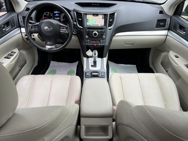 SUBARU OUTBACK 2.0 D 150 4WD 1ERE MAIN BOITE AUTO CUIR ToitOuvrant GPS CAMERA CritAir2 - Garantie1an