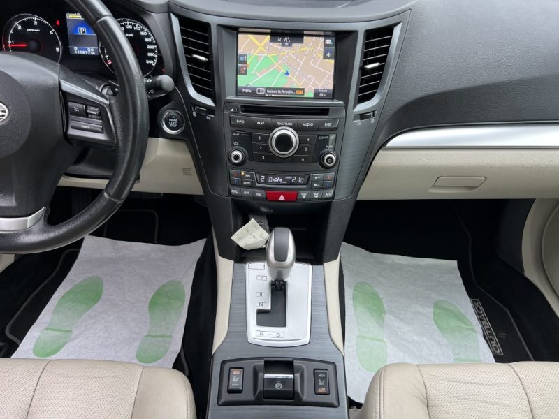 SUBARU OUTBACK 2.0 D 150 4WD 1ERE MAIN BOITE AUTO CUIR ToitOuvrant GPS CAMERA CritAir2 - Garantie1an