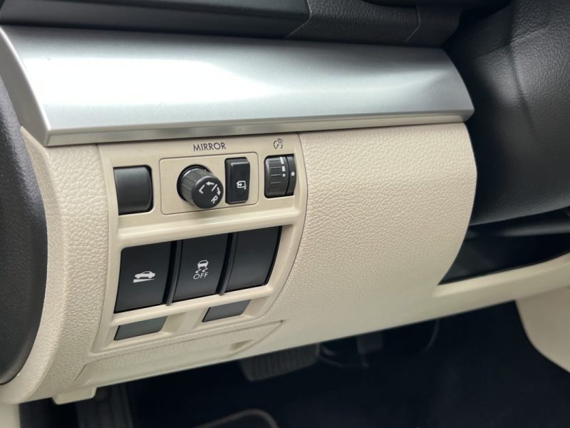 SUBARU OUTBACK 2.0 D 150 4WD 1ERE MAIN BOITE AUTO CUIR ToitOuvrant GPS CAMERA CritAir2 - Garantie1an