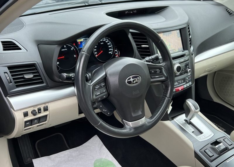 SUBARU OUTBACK 2.0 D 150 4WD 1ERE MAIN BOITE AUTO CUIR ToitOuvrant GPS CAMERA CritAir2 - Garantie1an