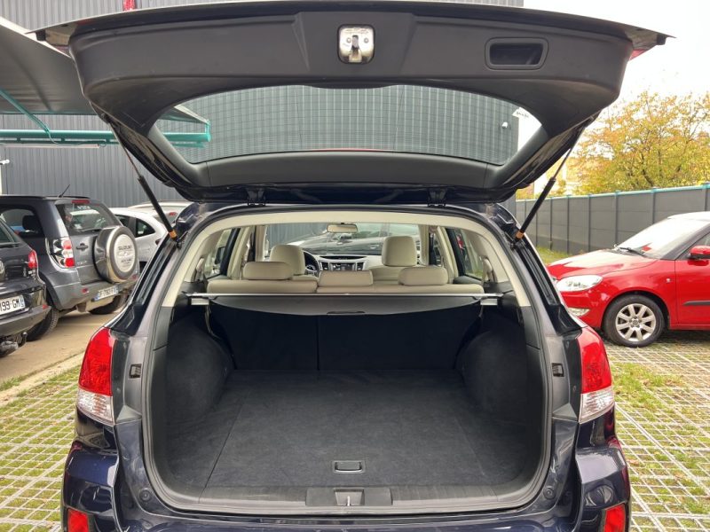 SUBARU OUTBACK 2.0 D 150 4WD 1ERE MAIN BOITE AUTO CUIR ToitOuvrant GPS CAMERA CritAir2 - Garantie1an