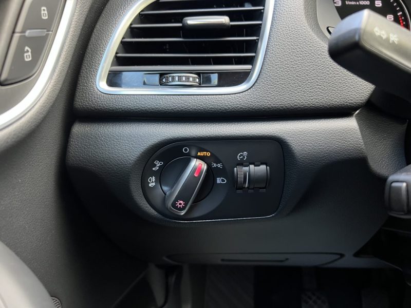 AUDI Q3 PHASE 2 1.4 TFSI 125 Cv PREMIERE MAIN GPS ATTELAGE CRIT AIR 1 - GARANTIE 1 AN