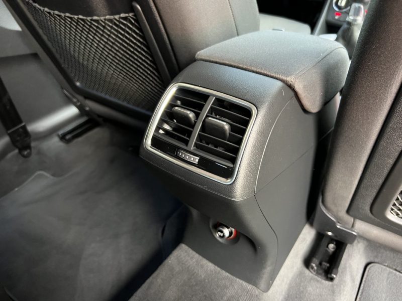 AUDI Q3 PHASE 2 1.4 TFSI 125 Cv PREMIERE MAIN GPS ATTELAGE CRIT AIR 1 - GARANTIE 1 AN