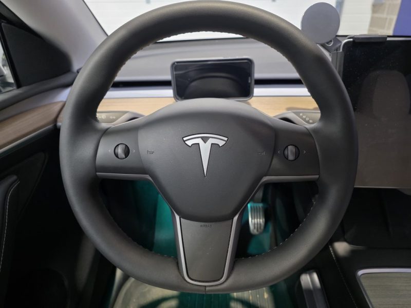 TESLA MODEL Y Standard RWD / PROPULSION