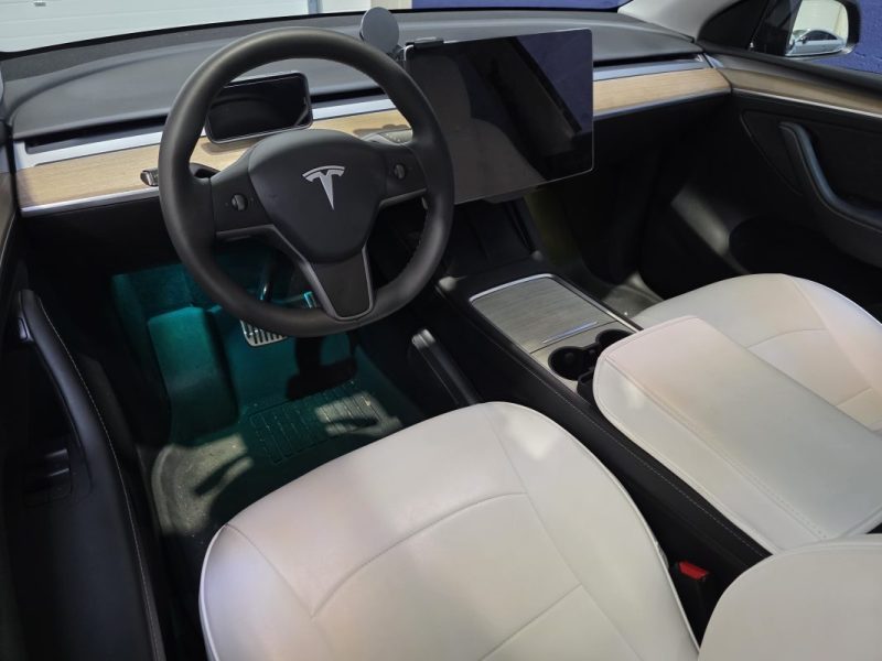 TESLA MODEL Y Standard RWD / PROPULSION