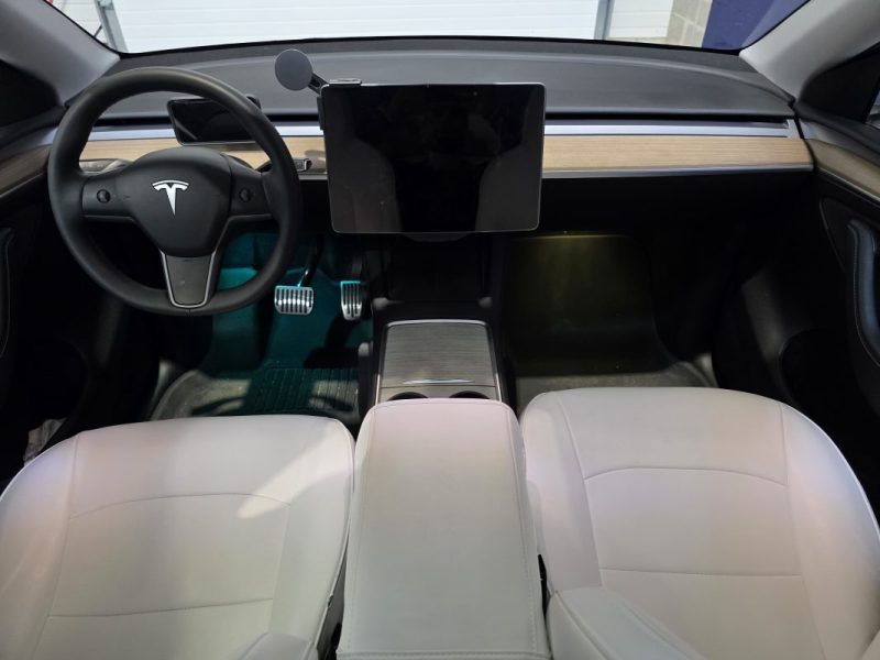 TESLA MODEL Y Standard RWD / PROPULSION