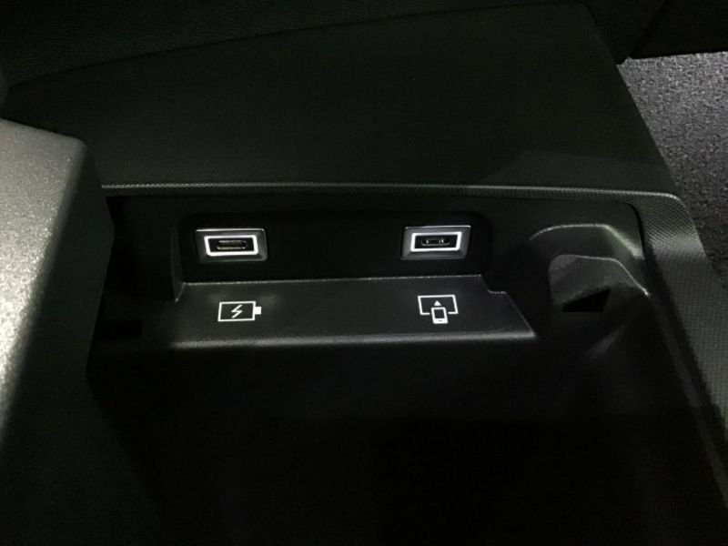 Peugeot 3008 Hybrid 145 e-DCS6 GT