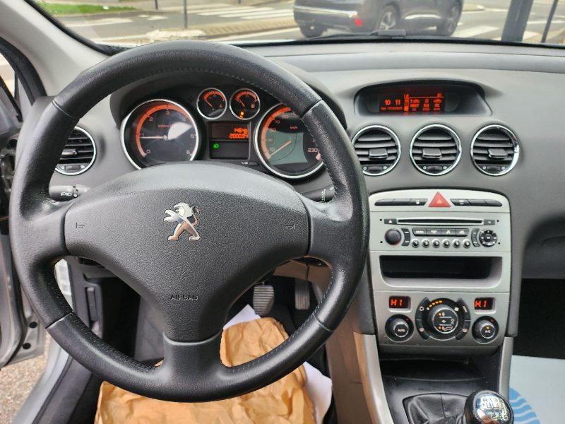 PEUGEOT 308 1.6 E-HDI112 FAP BUSINESS PACK 2011