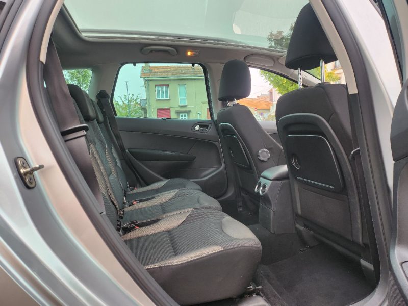 PEUGEOT 308 1.6 E-HDI112 FAP BUSINESS PACK 2011