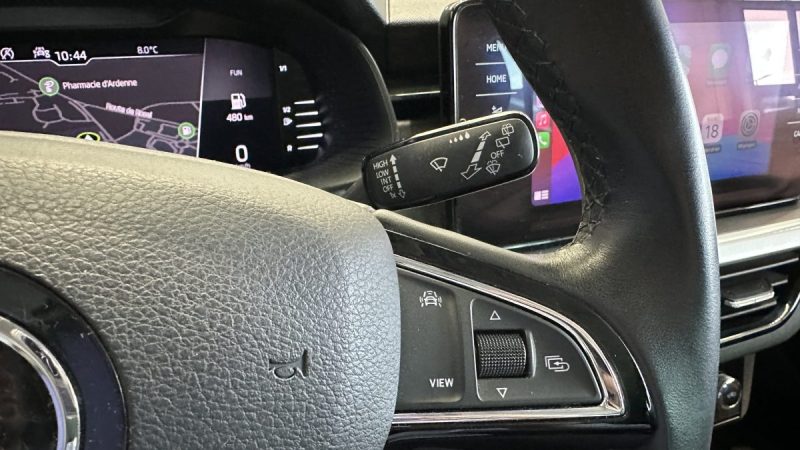 Skoda Kamiq 1.0 TSI 116ch Ambition DSG7 - Carplay