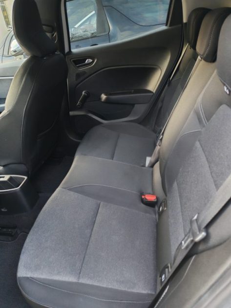 Renault Clio 1.6l E-Tech Hybrides Buisiness 140ch - Garantie 6 Mois