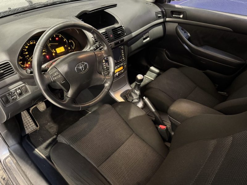 TOYOTA AVENSIS 126 D-4D Techno - 2 ème main 