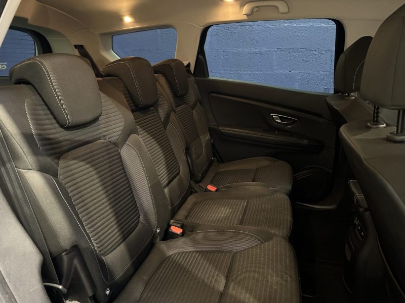 RENAULT GRAND SCENIC 1.5 DCI 110ch BUSINESS 7P - SUIVI COMPLET