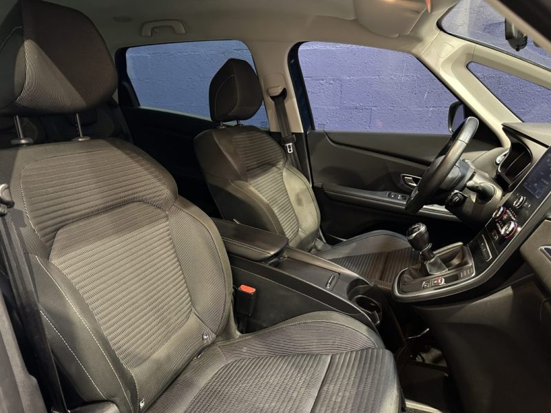 RENAULT GRAND SCENIC 1.5 DCI 110ch BUSINESS 7P - SUIVI COMPLET