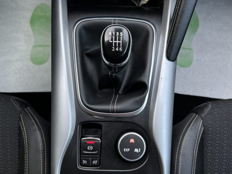 RENAULT KADJAR INTENS 1.6 DCI 130 Cv ATTELAGE CAMERA RECUL GPS CRIT AIR 2 - GARANTIE 1 AN