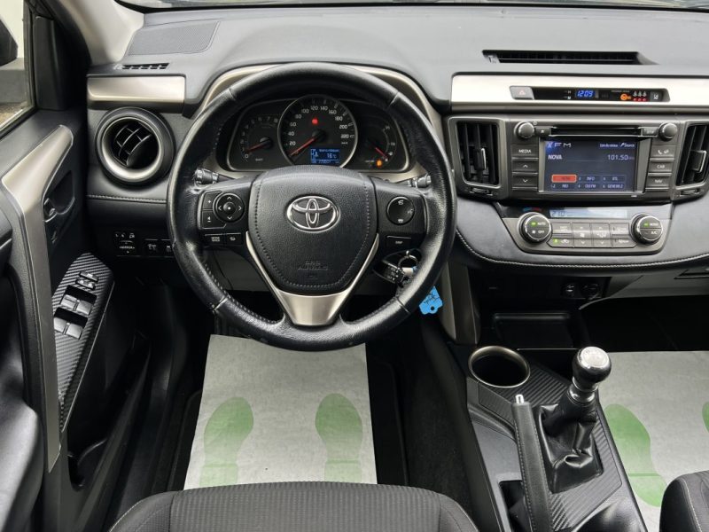 TOYOTA RAV4 IV LIFE 2.0 VVTi 151 Cv 1ERE MAIN 4WD ATTELAGE CAMERA RECUL CRIT AIR 1 - GARANTIE 1 AN