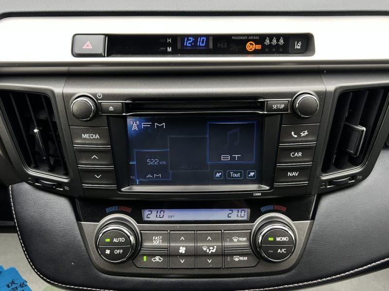 TOYOTA RAV4 IV LIFE 2.0 VVTi 151 Cv 1ERE MAIN 4WD ATTELAGE CAMERA RECUL CRIT AIR 1 - GARANTIE 1 AN