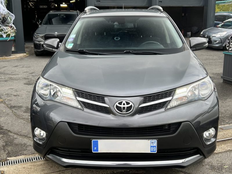 TOYOTA RAV4 IV LIFE 2.0 VVTi 151 Cv 1ERE MAIN 4WD ATTELAGE CAMERA RECUL CRIT AIR 1 - GARANTIE 1 AN