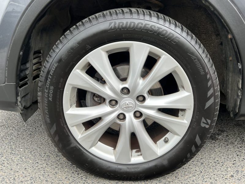 TOYOTA RAV4 IV LIFE 2.0 VVTi 151 Cv 1ERE MAIN 4WD ATTELAGE CAMERA RECUL CRIT AIR 1 - GARANTIE 1 AN