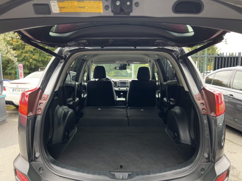 TOYOTA RAV4 IV LIFE 2.0 VVTi 151 Cv 1ERE MAIN 4WD ATTELAGE CAMERA RECUL CRIT AIR 1 - GARANTIE 1 AN