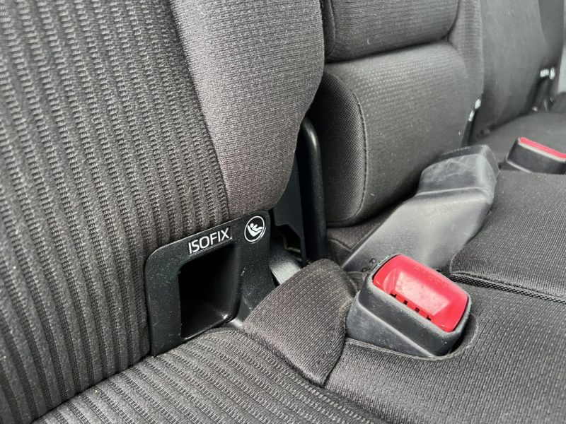 TOYOTA RAV4 IV LIFE 2.0 VVTi 151 Cv 1ERE MAIN 4WD ATTELAGE CAMERA RECUL CRIT AIR 1 - GARANTIE 1 AN