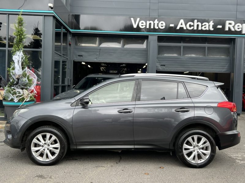 TOYOTA RAV4 IV LIFE 2.0 VVTi 151 Cv 1ERE MAIN 4WD ATTELAGE CAMERA RECUL CRIT AIR 1 - GARANTIE 1 AN