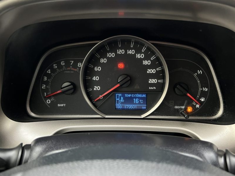 TOYOTA RAV4 IV LIFE 2.0 VVTi 151 Cv 1ERE MAIN 4WD ATTELAGE CAMERA RECUL CRIT AIR 1 - GARANTIE 1 AN