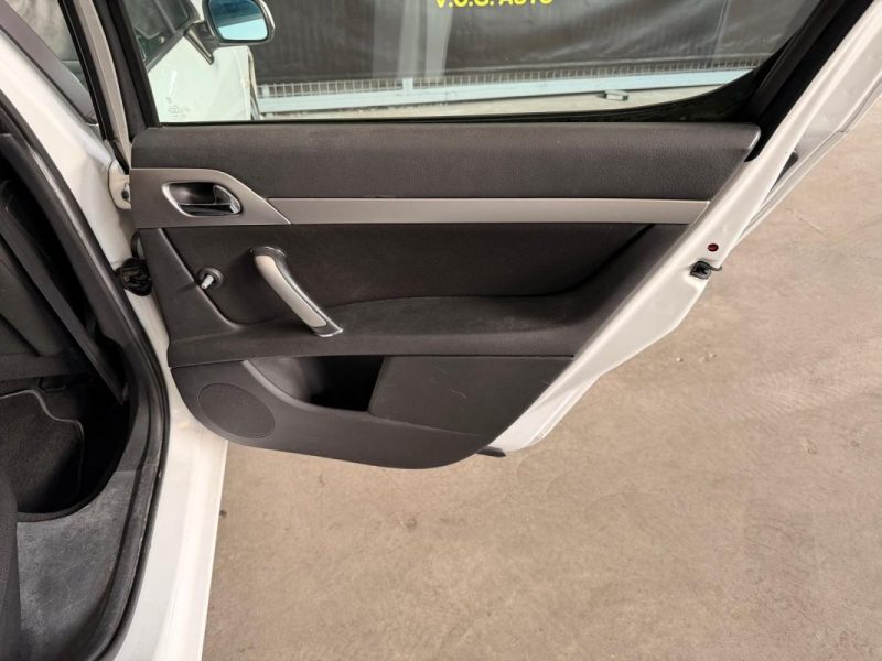 PEUGEOT 407 1.6 HDI 110 CONFORT PACK