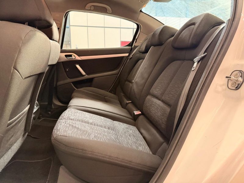 PEUGEOT 407 1.6 HDI 110 CONFORT PACK