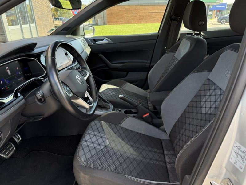 VOLKSWAGEN POLO 1.0 TSI 95CH R-LINE DSG Apple carplay / ACC