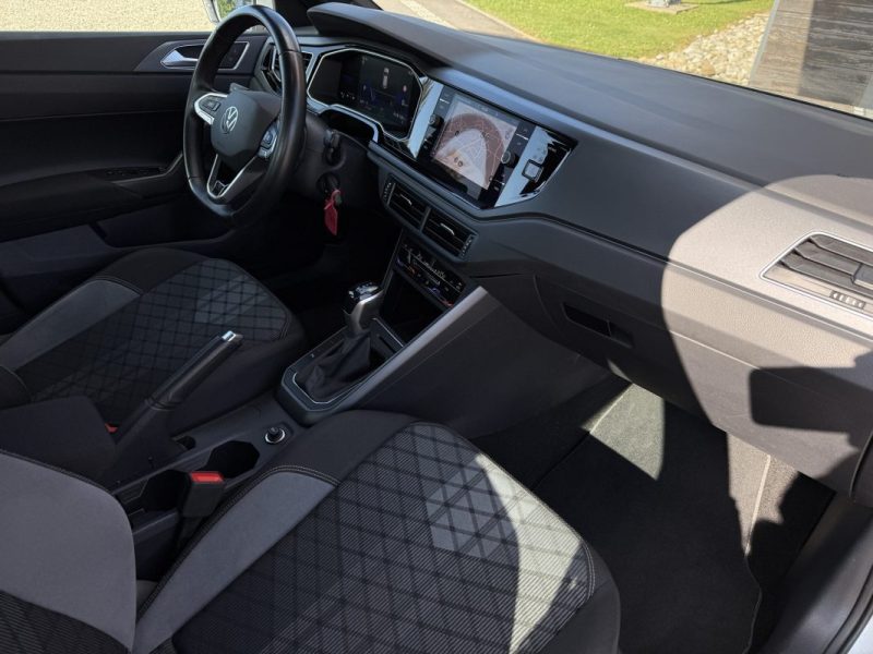 VOLKSWAGEN POLO 1.0 TSI 95CH R-LINE DSG Apple carplay / ACC