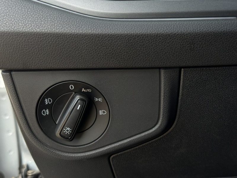 VOLKSWAGEN POLO 1.0 TSI 95CH R-LINE DSG Apple carplay / ACC