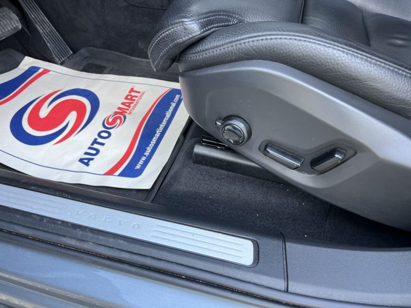 VOLVO XC60 T8 AWD RECHARGE 303 + 87CH INSCRIPTION LUXE GEARTRONIC - ENTRETIEN COMPLET VOLVO - 1ÈRE MAIN 