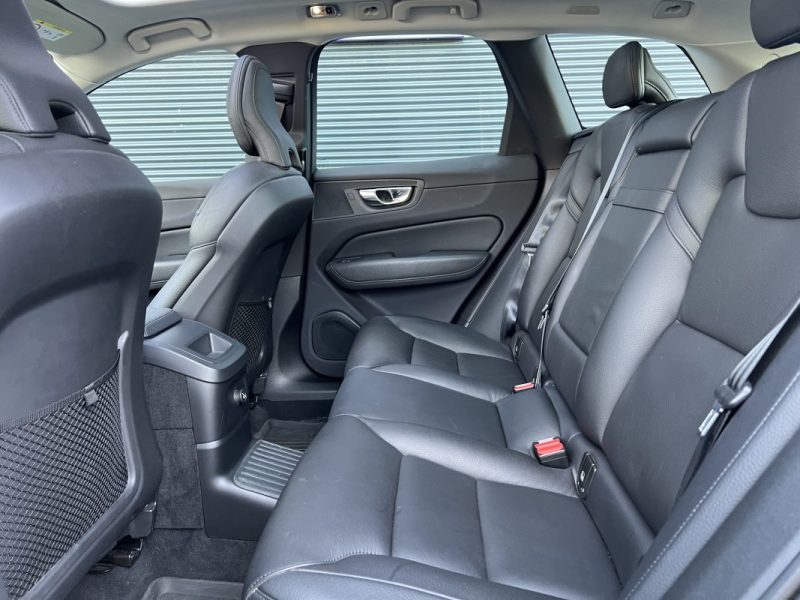 VOLVO XC60 T8 AWD RECHARGE 303 + 87CH INSCRIPTION LUXE GEARTRONIC - ENTRETIEN COMPLET VOLVO - 1ÈRE MAIN 