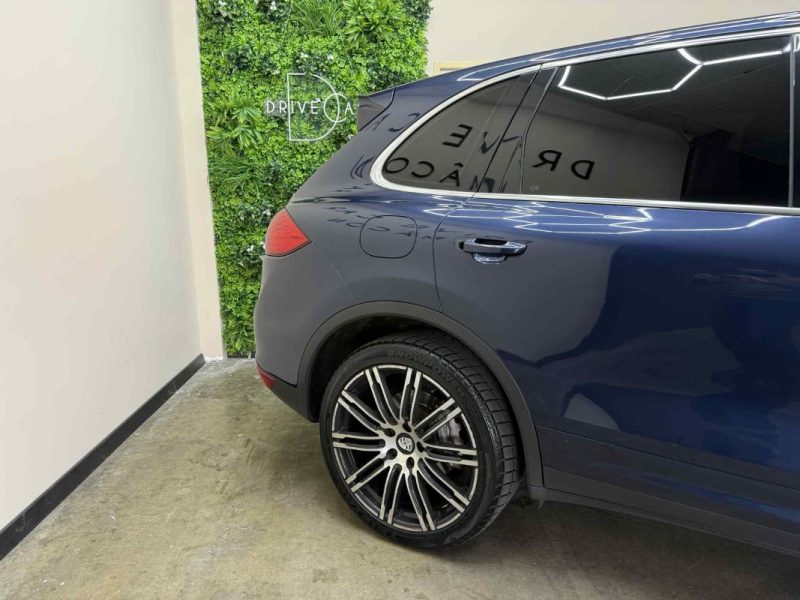 PORSCHE CAYENNE DIESEL 3.0 D V6 245CV VENTE À MARCHAND 2013