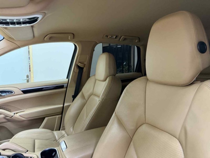 PORSCHE CAYENNE DIESEL 3.0 D V6 245CV VENTE À MARCHAND 2013