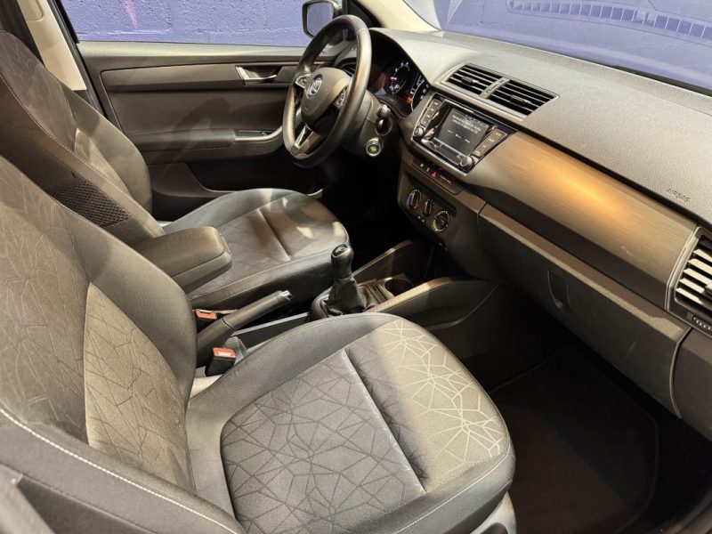 SKODA FABIA COMBI 1.0 TSI 95CH CLEVER / 1 ERE MAIN / SUIVI COMPLET SKODA - CARPLAY