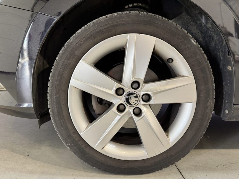 SKODA FABIA COMBI 1.0 TSI 95CH CLEVER / 1 ERE MAIN / SUIVI COMPLET SKODA - CARPLAY