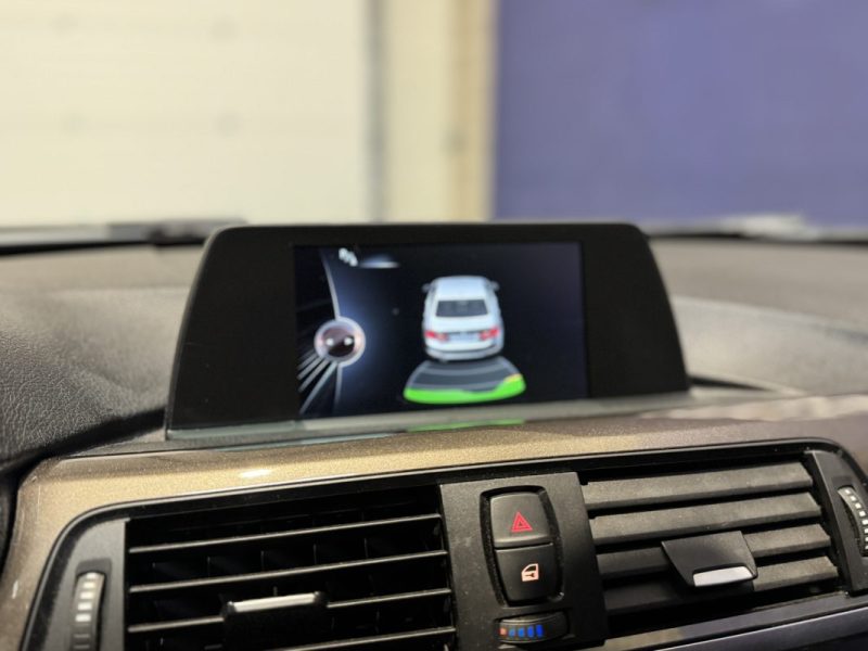 BMW SERIE 3 F30 318D 143CH MODERN 