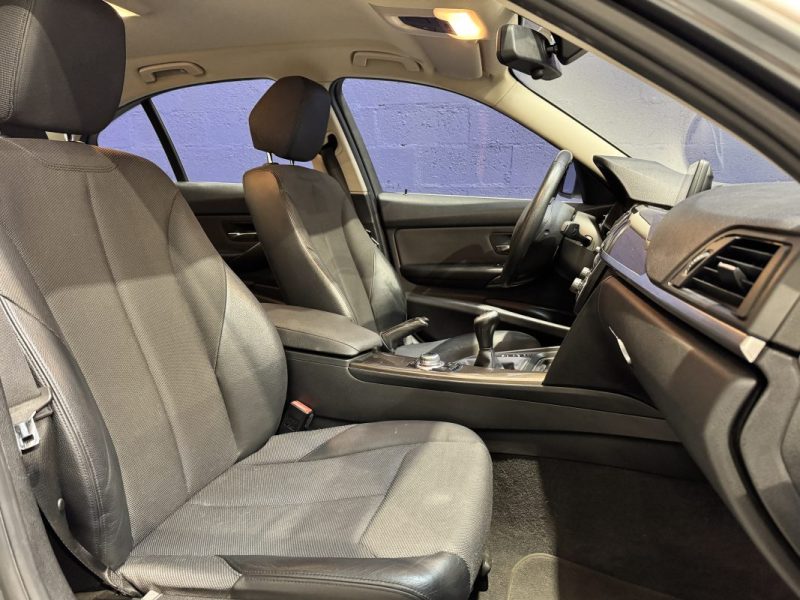 BMW SERIE 3 F30 318D 143CH MODERN 