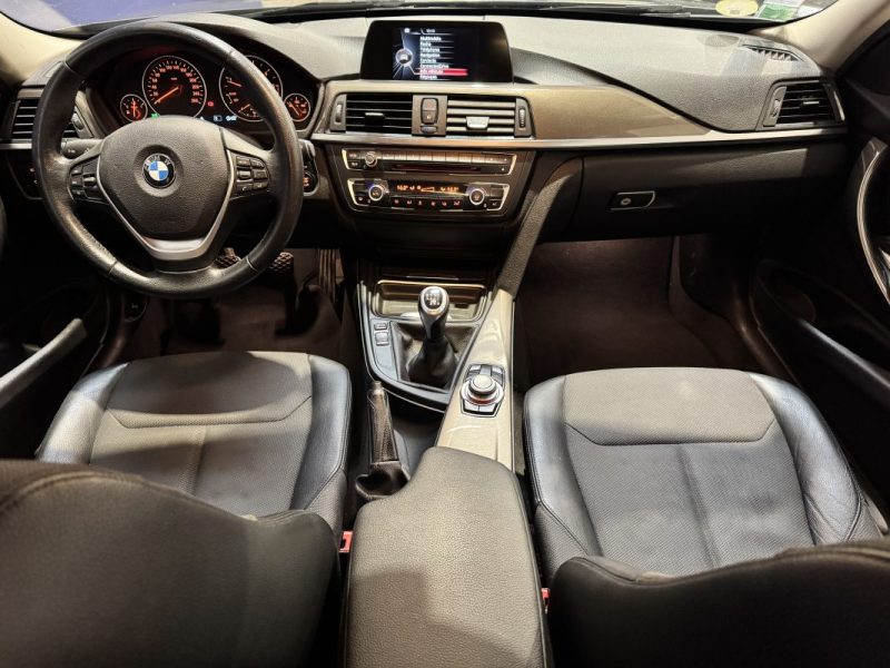 BMW SERIE 3 F30 318D 143CH MODERN 
