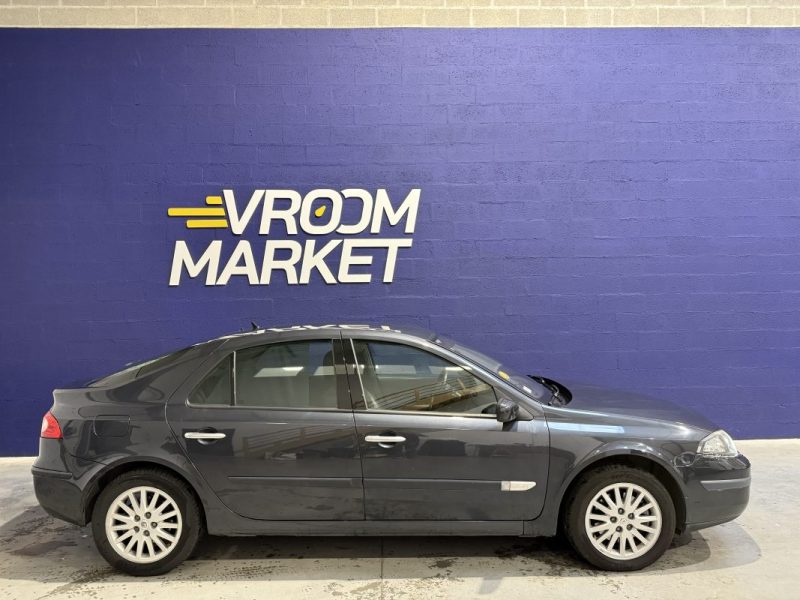 RENAULT LAGUNA  2.0 DCI 150 CARMINAT / SUIVI COMPLET RENAULT
