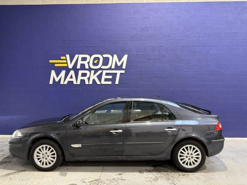 RENAULT LAGUNA  2.0 DCI 150 CARMINAT / SUIVI COMPLET RENAULT