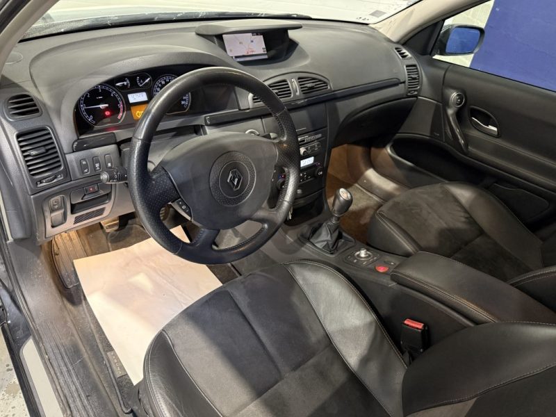 RENAULT LAGUNA  2.0 DCI 150 CARMINAT / SUIVI COMPLET RENAULT
